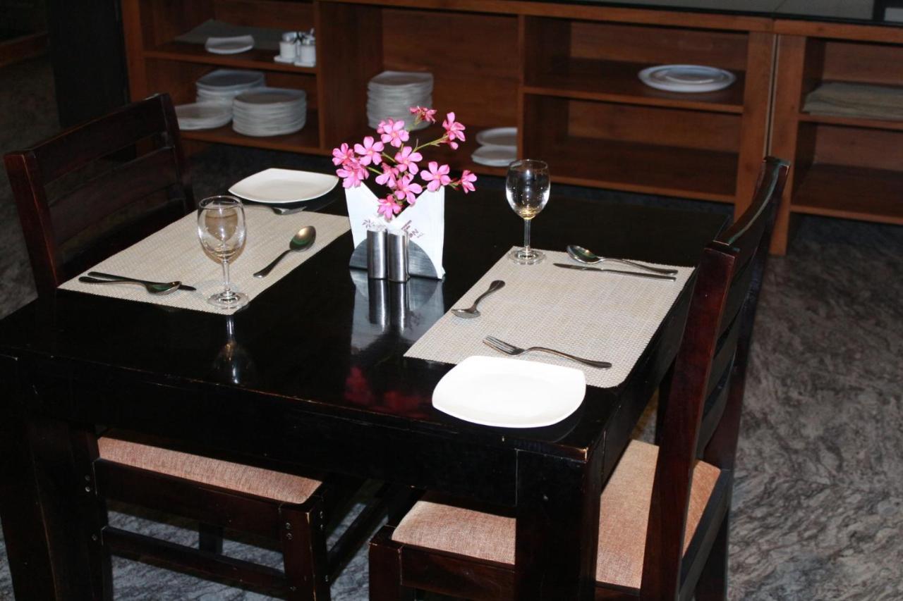 Kyriad Hotel Jaipur By Othpl Eksteriør billede
